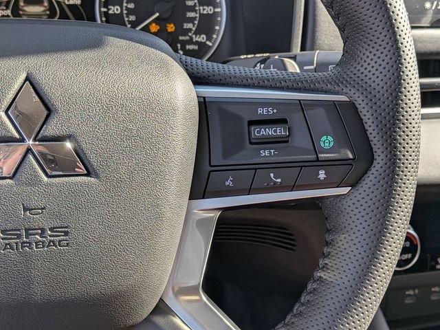 New 2026 Mitsubishi Outlander SE FWD image 18