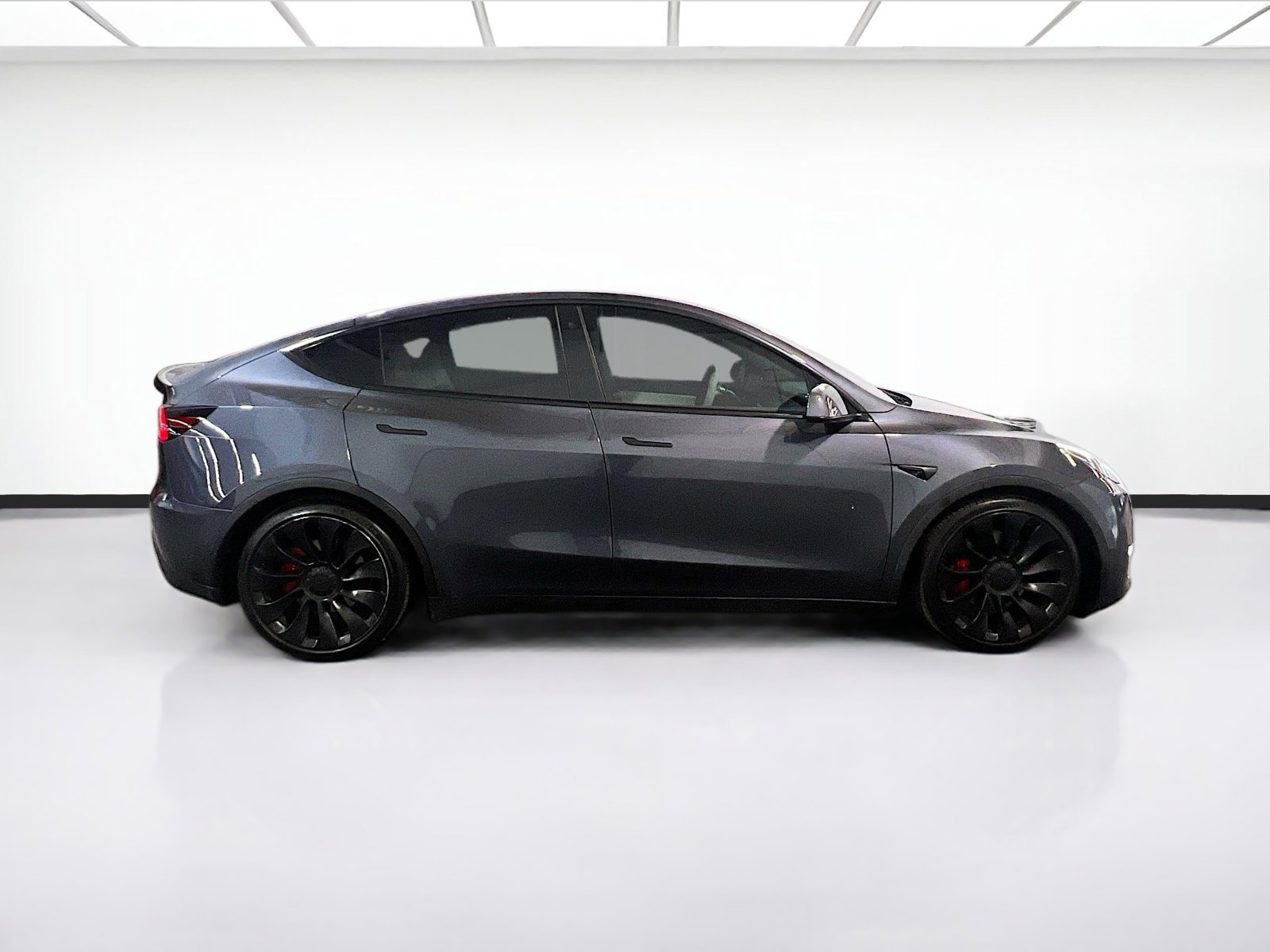 Used 2022 Tesla Model Y Performance AWD/4WD image 24