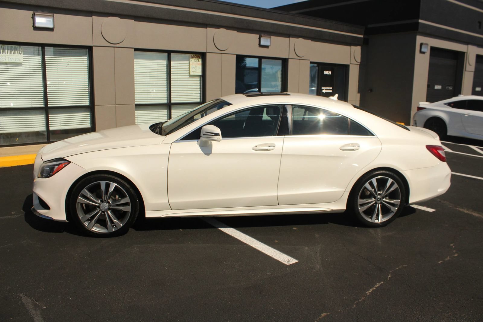 Used 2016 Mercedes-Benz CLS 400 4MATIC image 2
