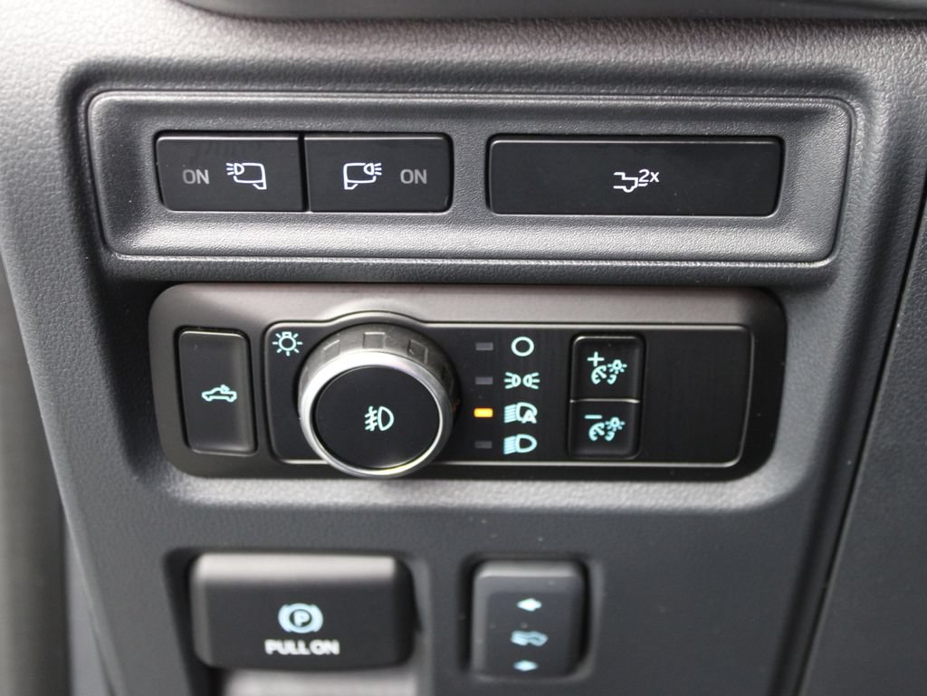 Used 2023 Ford F150 Lariat w/ Equipment Group 502A High AWD/4WD image 54