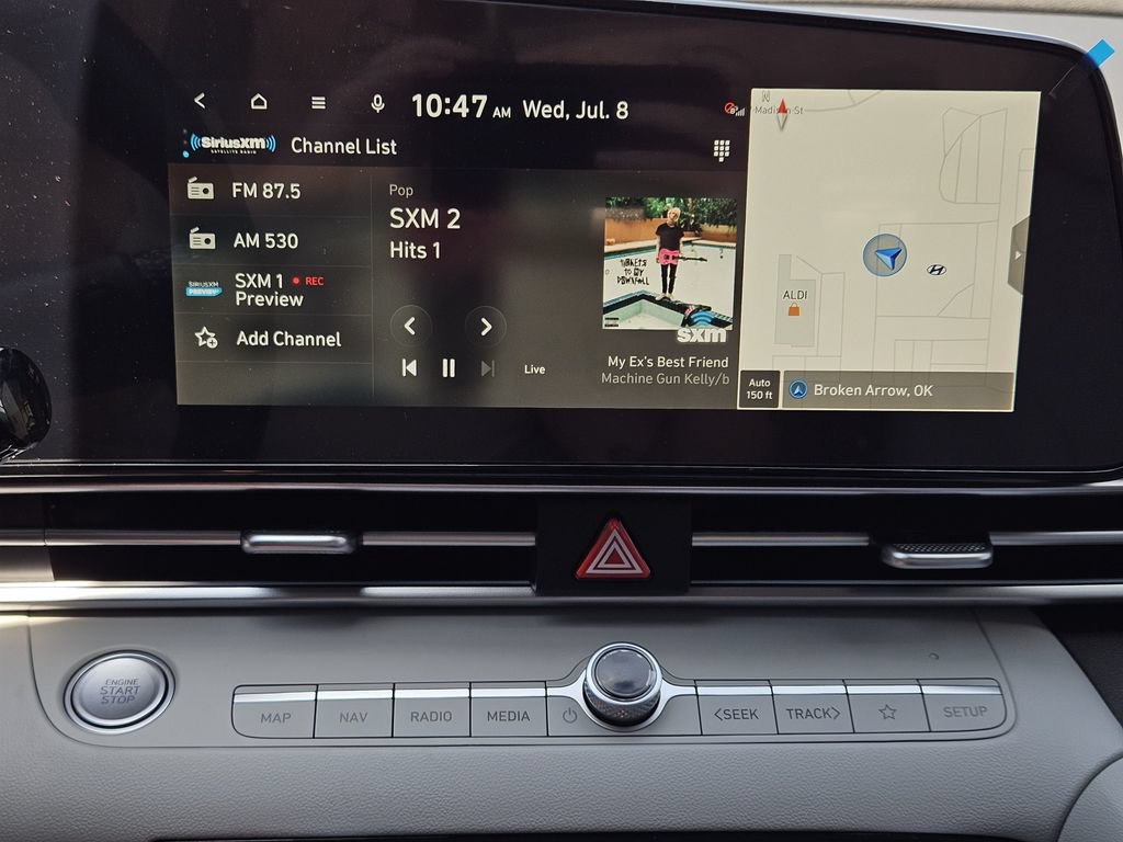 New 2026 Hyundai Elantra Limited FWD image 16