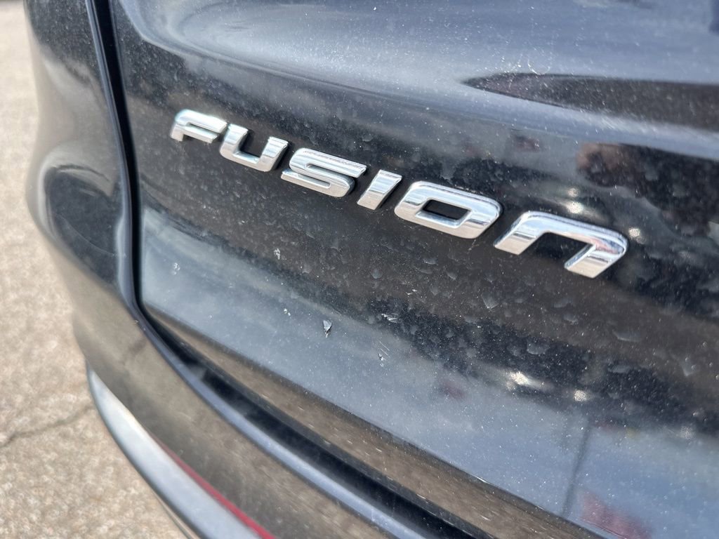 Used 2019 Ford Fusion SE image 14