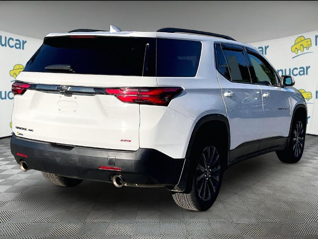 Used 2023 Chevrolet Traverse RS w/ LPO, Floor Liner Package AWD/4WD image 6