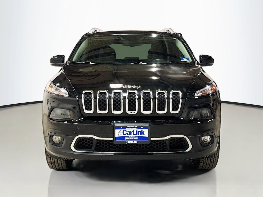 Used 2018 Jeep Cherokee Limited image 2