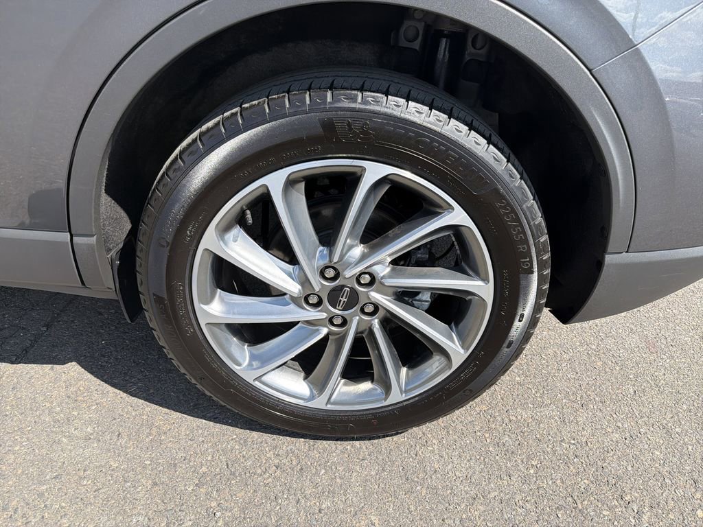 Certified 2023 Lincoln Corsair AWD w/ Equipment Group 101A image 31