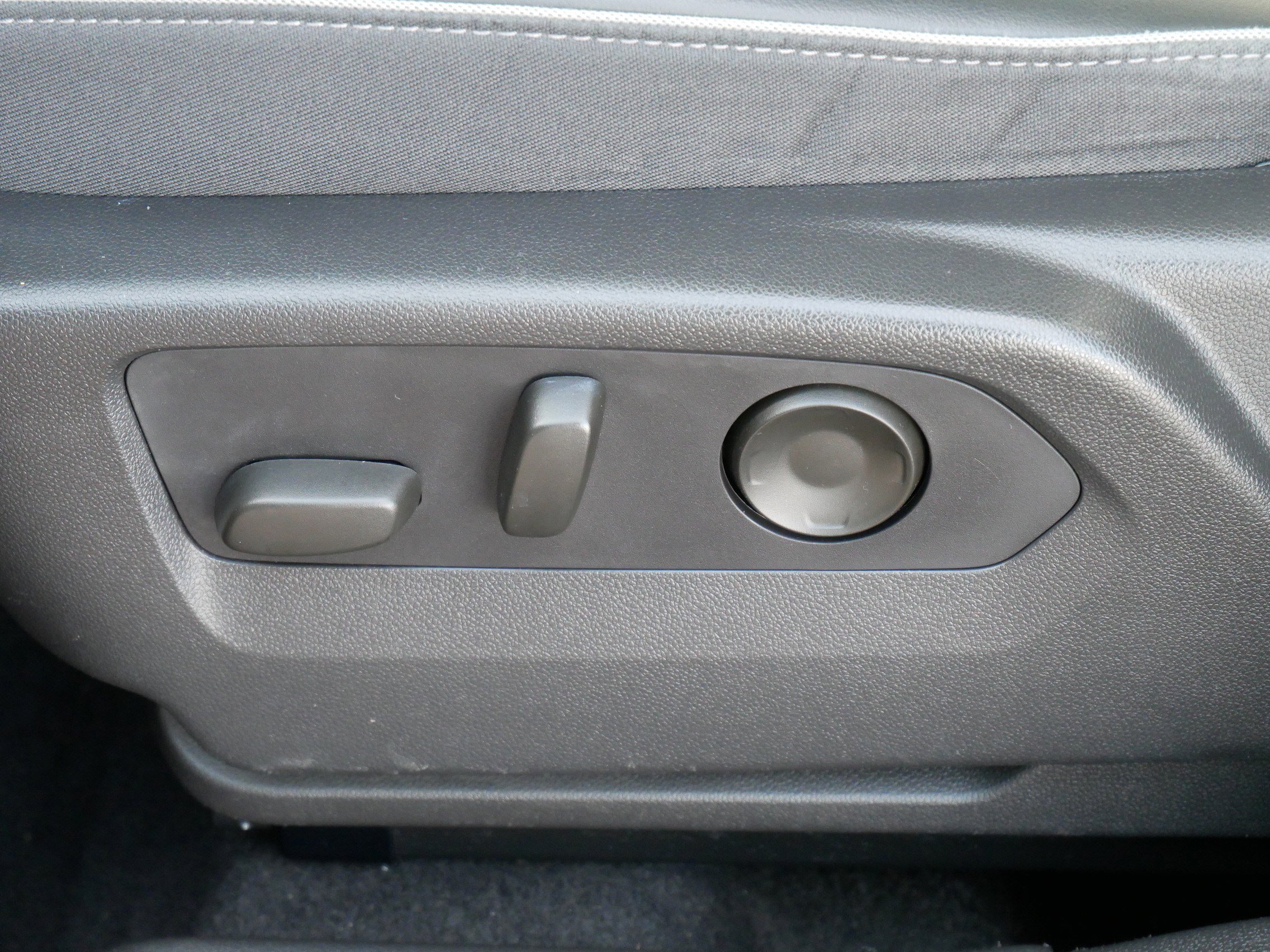 Used 2021 Buick Envision Essence w/ Technology Package I image 20