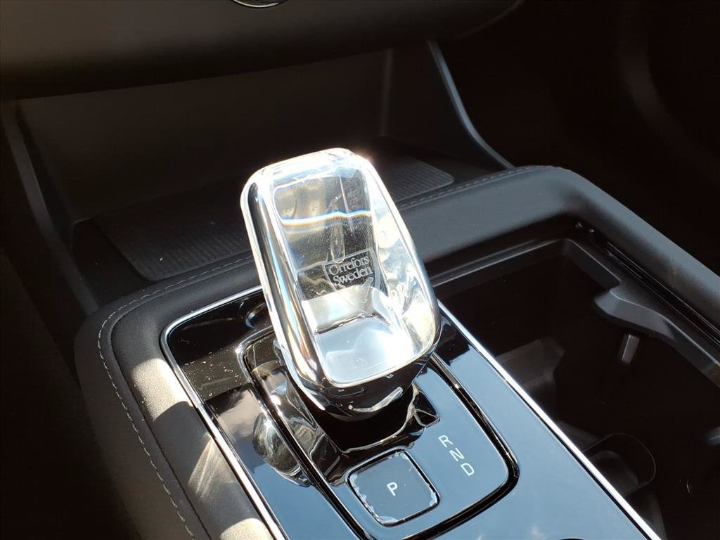 New 2026 Volvo XC90 B6 Plus w/ Protection Package Premier AWD/4WD image 19