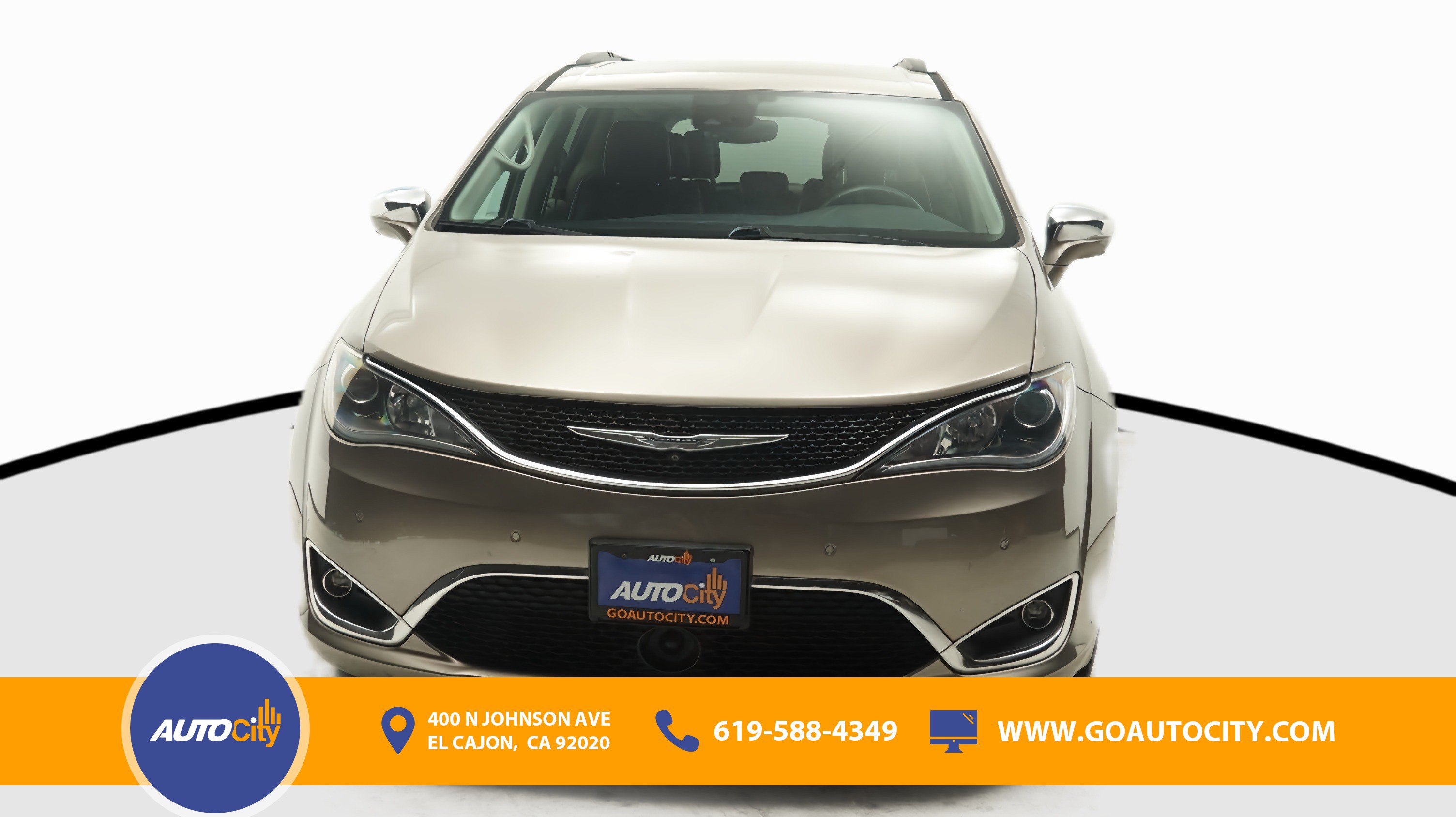 Used 2017 Chrysler Pacifica Limited w/ Advanced Safetytec Group FWD image 4