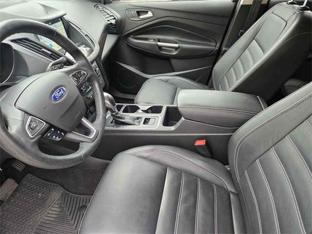 Used 2019 Ford Escape Titanium image 22