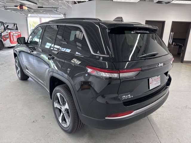 New 2026 Jeep Grand Cherokee Limited AWD/4WD image 6