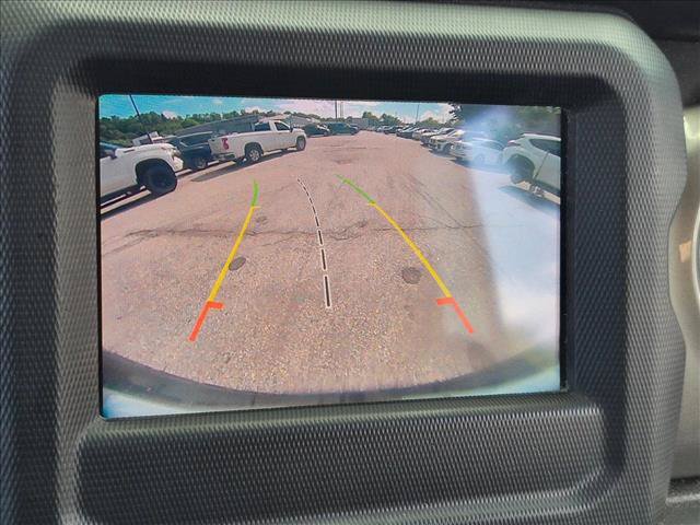 Used 2019 Jeep Wrangler Unlimited Sahara AWD/4WD image 11