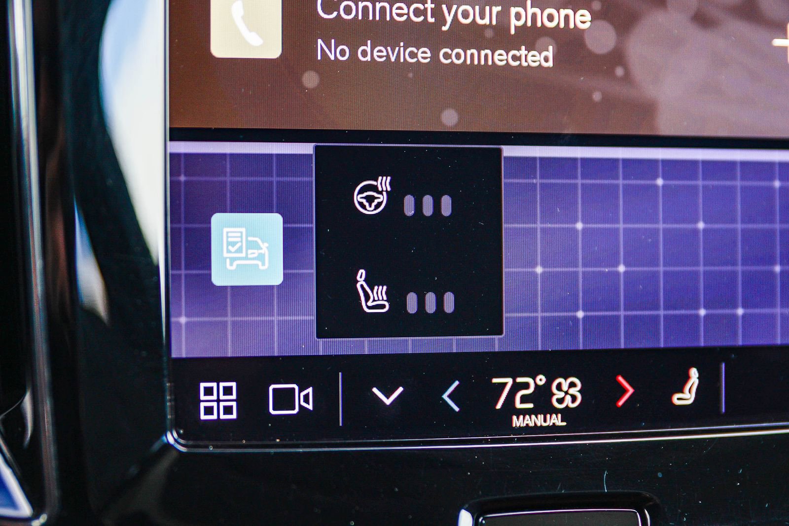 Used 2025 Volvo V60 B5 Cross Country Plus image 27