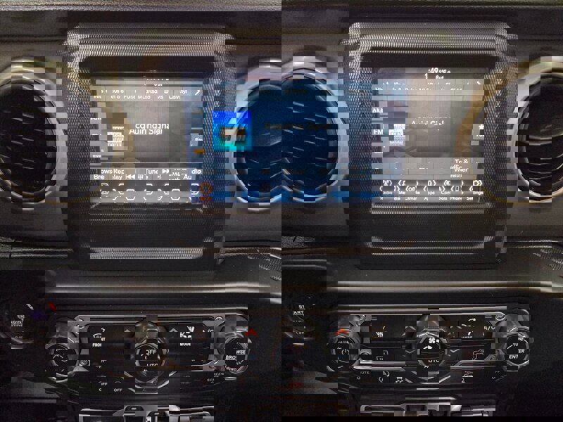 Used 2021 Jeep Wrangler Unlimited Sport image 23