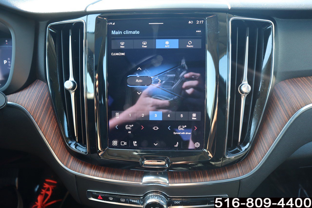 Used 2023 Volvo XC60 B5 Plus w/ Climate Package image 20