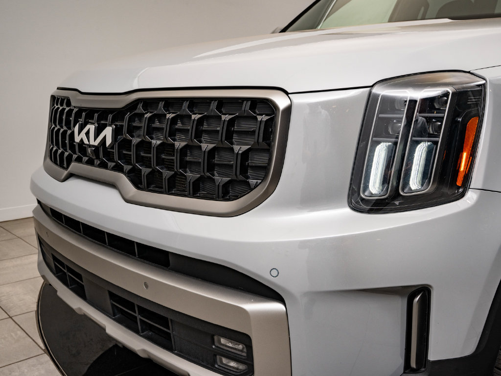 Used 2023 Kia Telluride SX Prestige X-Line AWD/4WD image 3