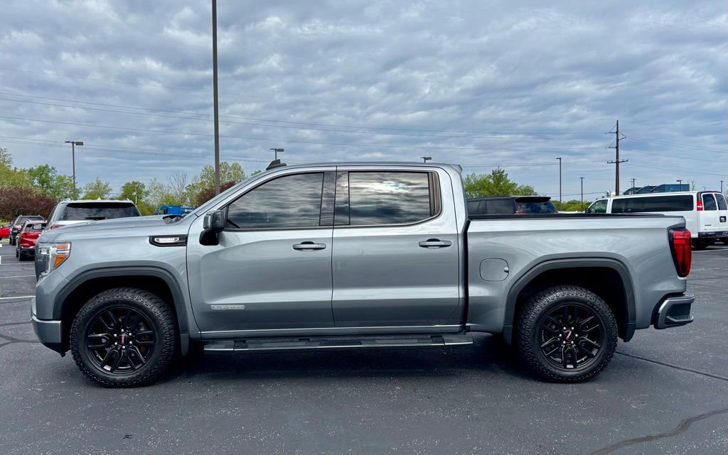Used 2022 GMC Sierra 1500 Elevation w/ Driver Alert Package I AWD/4WD image 4