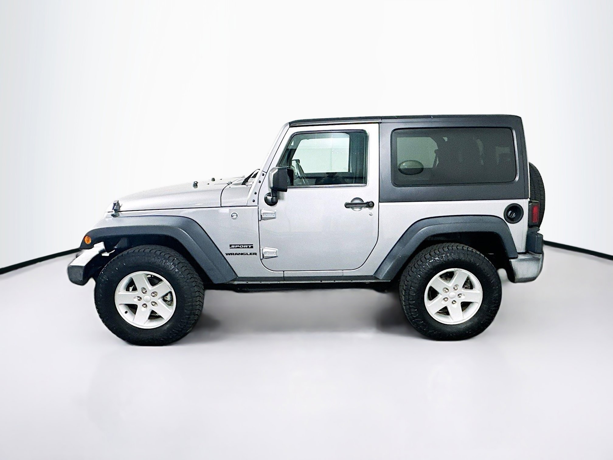 Used 2016 Jeep Wrangler Sport w/ Quick Order Package 24S AWD/4WD image 4