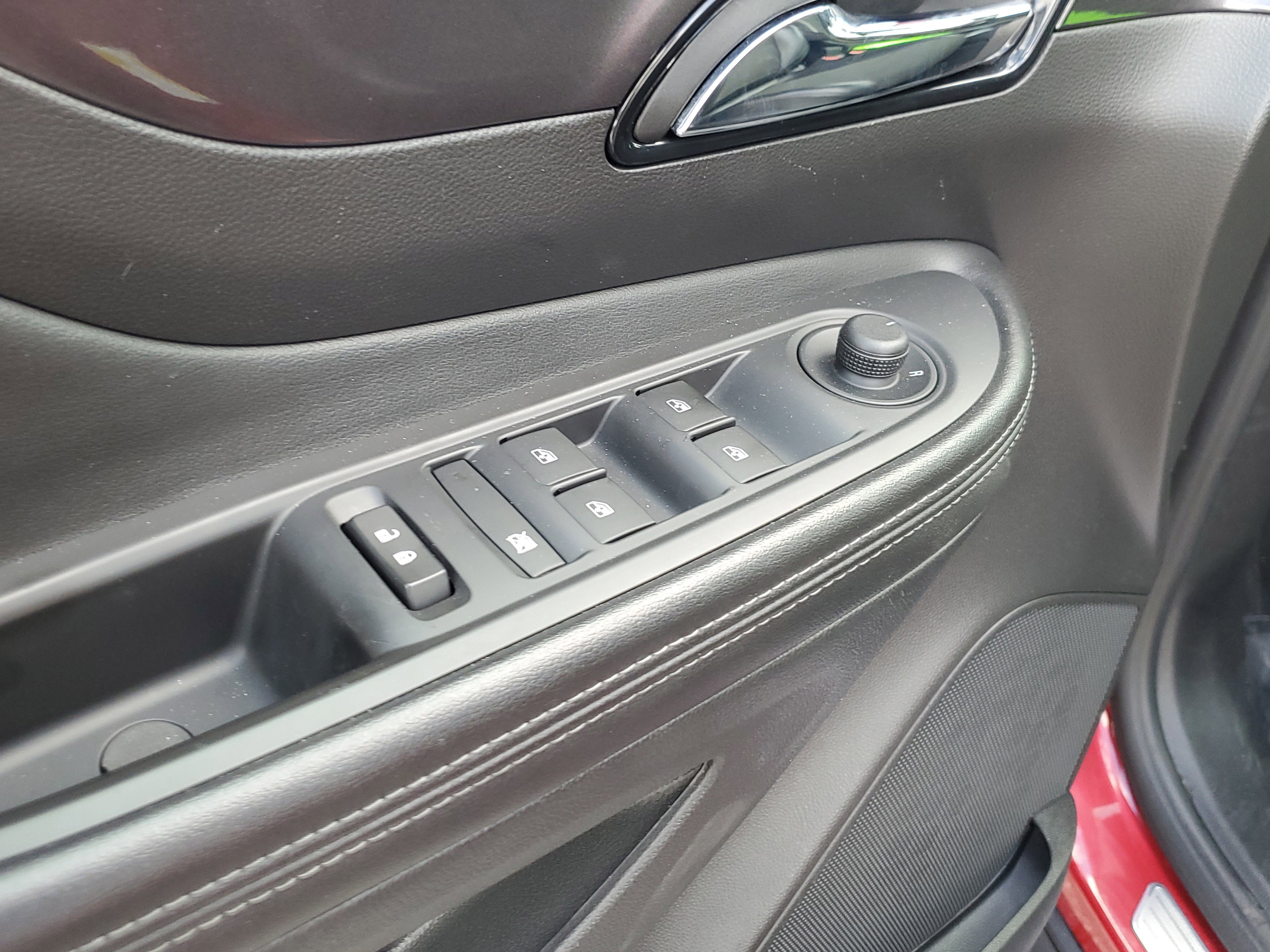 Used 2019 Buick Encore Preferred w/ Safety Package image 19