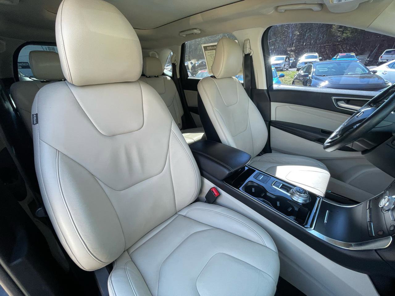 Used 2019 Ford Edge Titanium w/ Cold Weather Package image 29