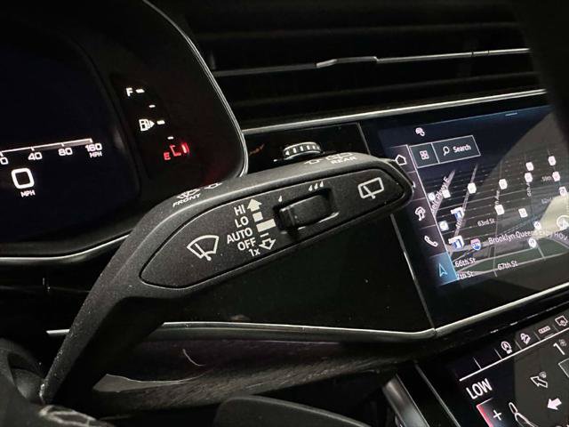 Used 2025 Audi Q8 Premium w/ Convenience Package AWD/4WD image 29