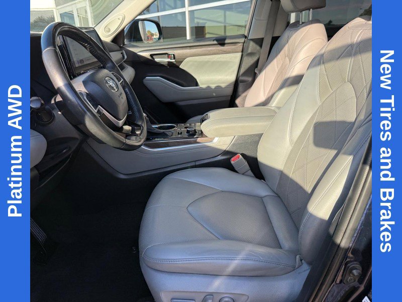 Used 2023 Toyota Highlander Platinum AWD/4WD image 17