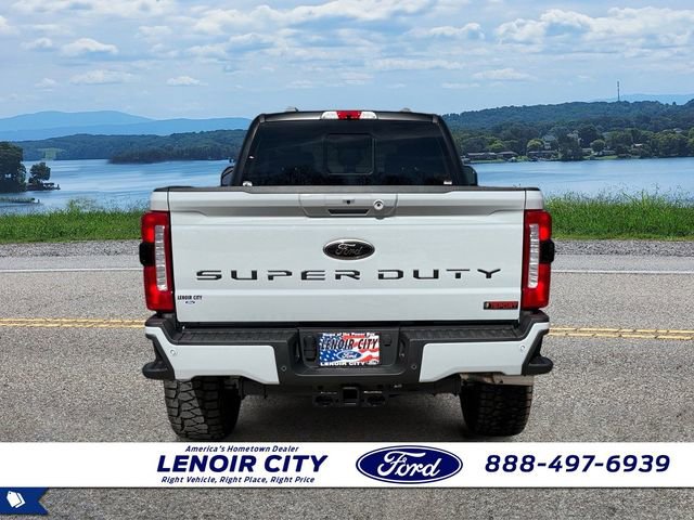 New 2026 Ford F250 Lariat w/ Black Appearance Package image 4