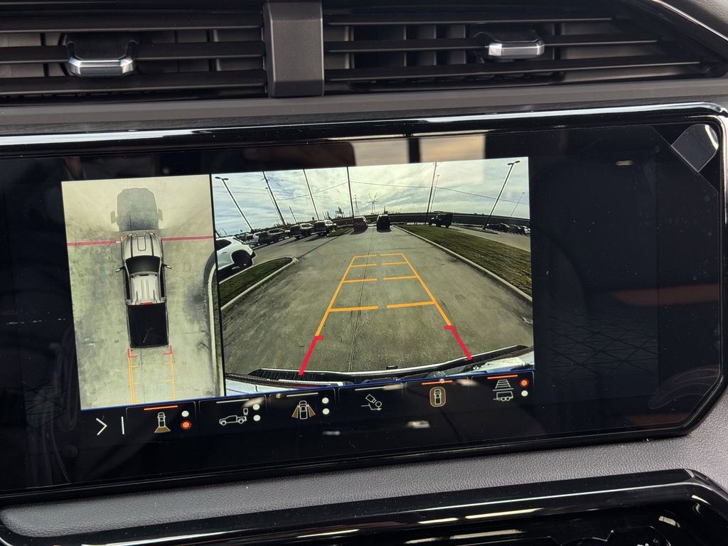 New 2026 GMC Sierra 2500 AT4 w/ AT4 Premium Plus Package image 14