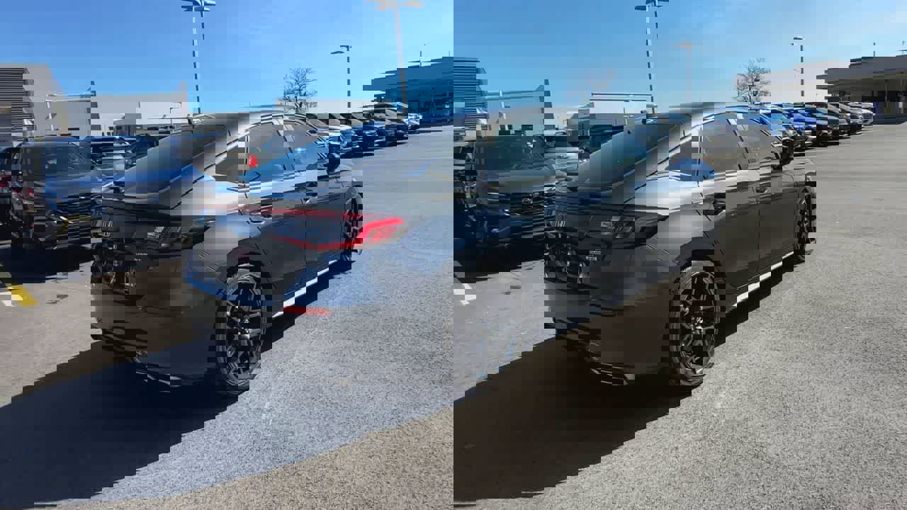 Used 2024 Honda Civic Sport Touring image 8