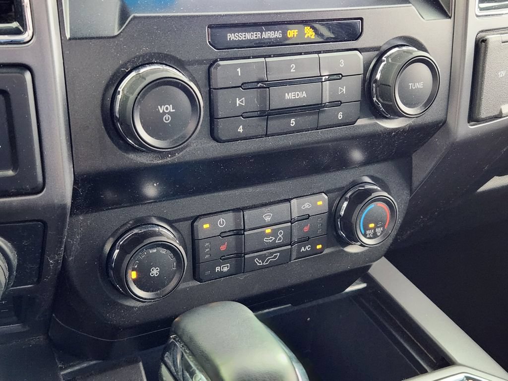 Used 2019 Ford F150 XLT w/ Equipment Group 302A Luxury AWD/4WD image 24