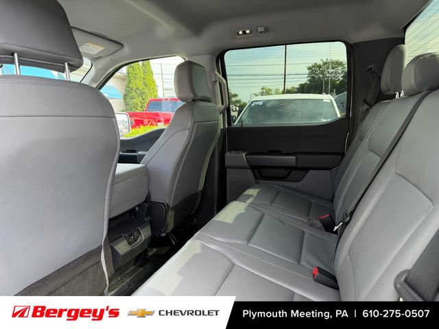 Used 2022 Ford F150 XL w/ Equipment Group 101A High AWD/4WD image 5