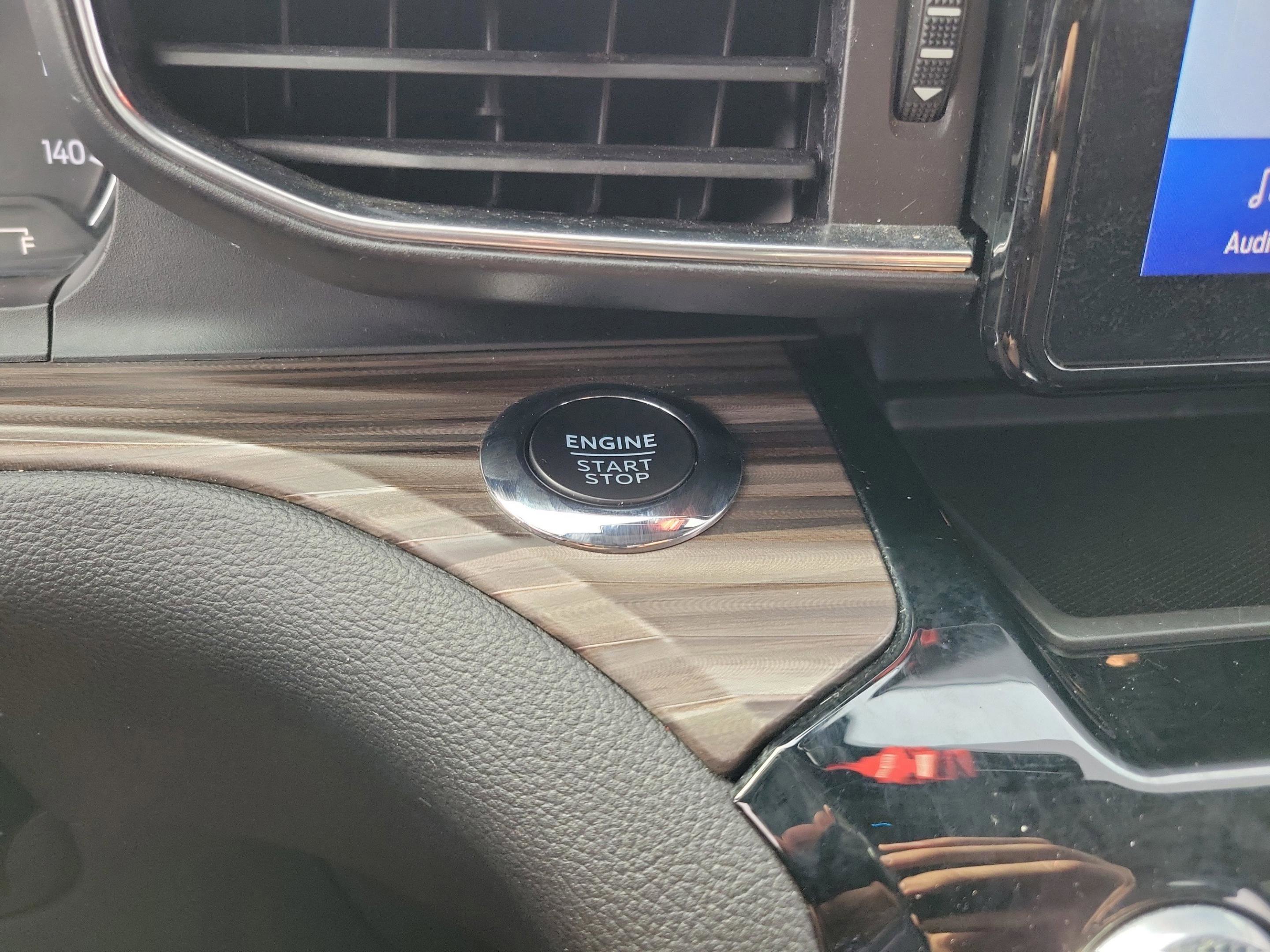 Certified 2022 Ford Explorer Limited image 16