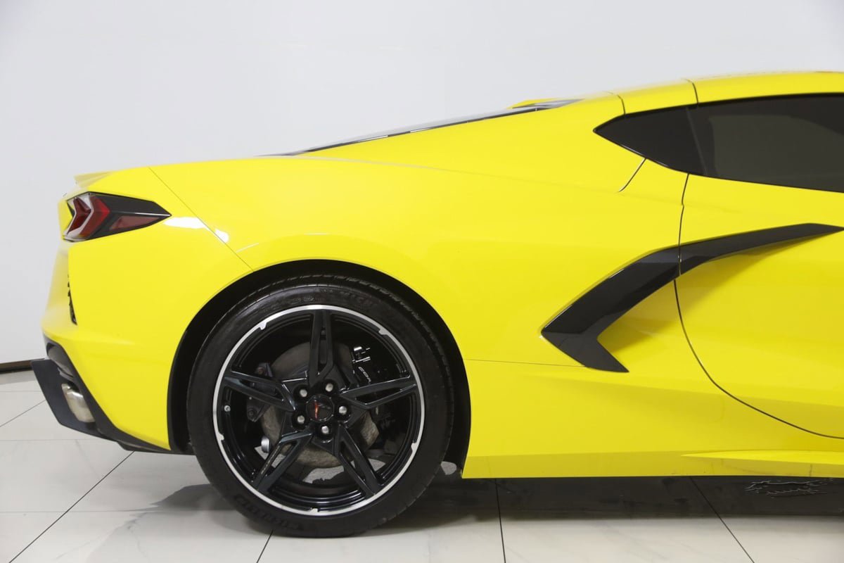 Used 2025 Chevrolet Corvette Stingray Premium Cpe w/ Stealth Interior Trim Package image 65