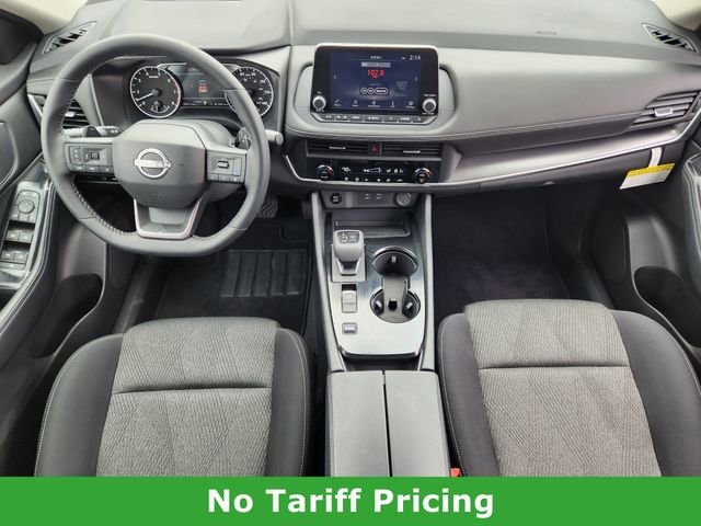 Certified 2025 Nissan Rogue SV FWD image 25