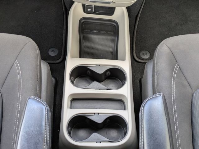 Used 2023 Chrysler Voyager LX image 24