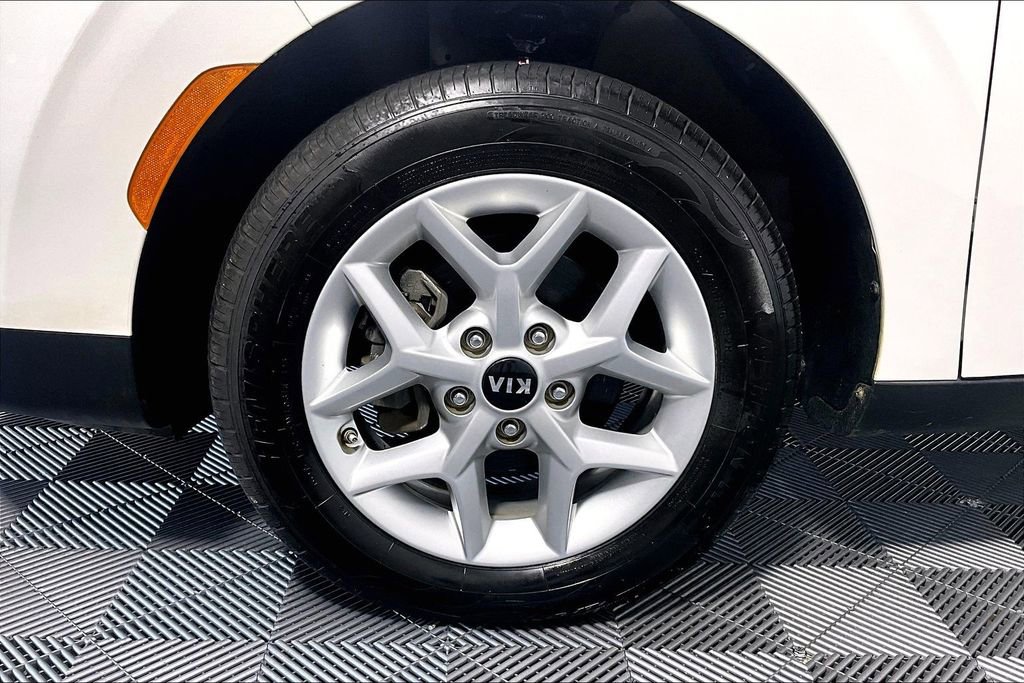 Used 2020 Kia Soul S FWD image 8