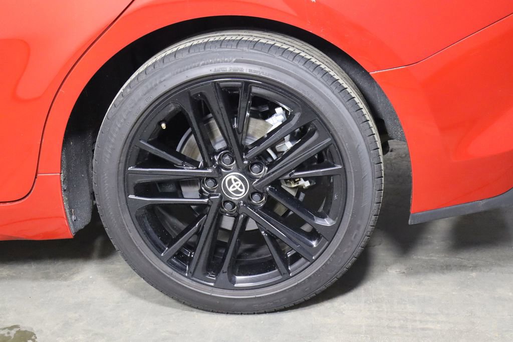 Used 2025 Toyota Camry SE FWD image 39