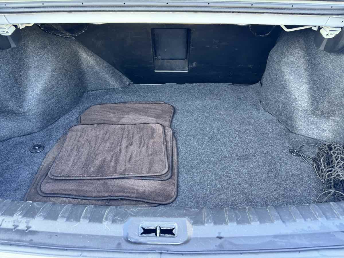 Used 2008 Buick Lucerne CXS FWD image 24