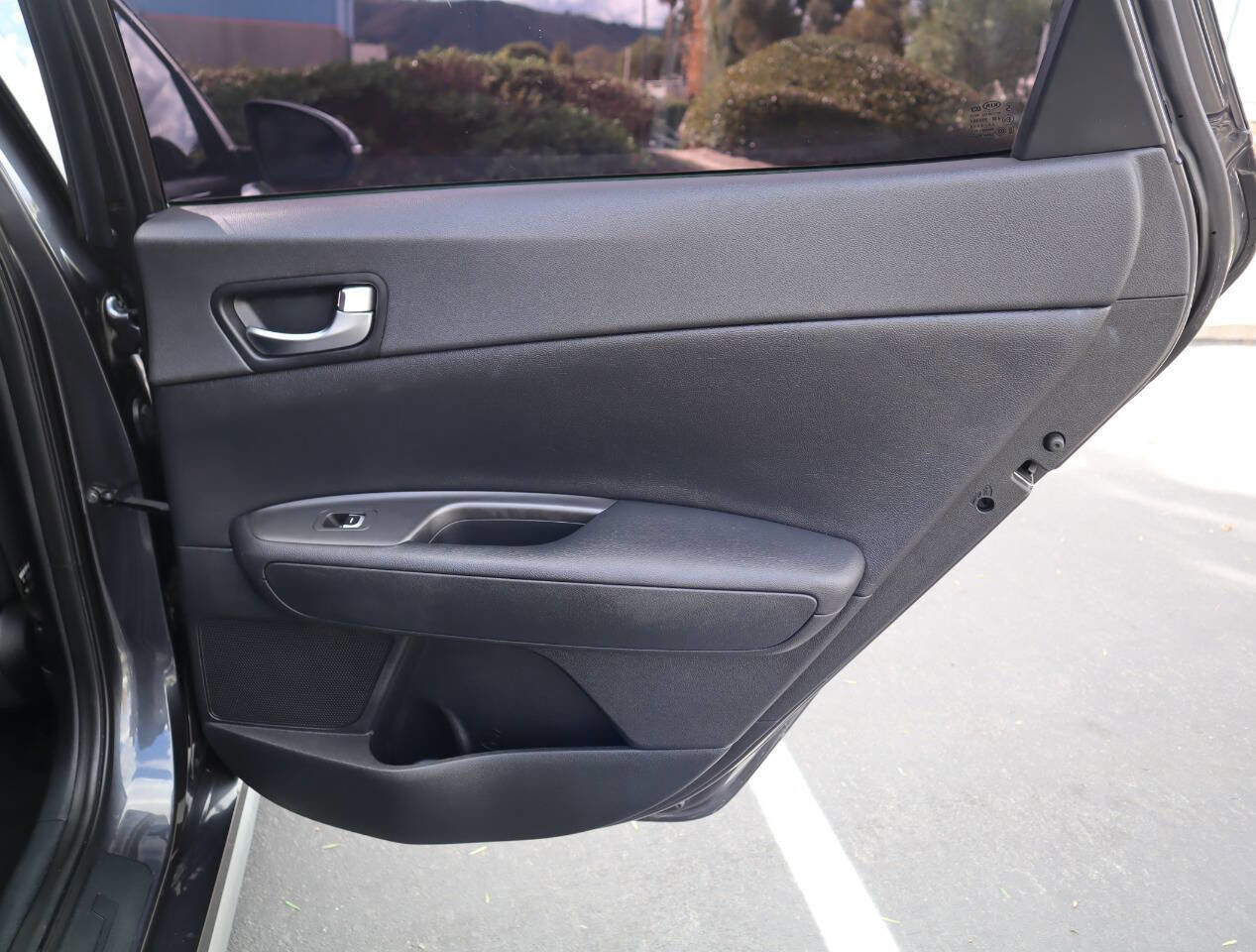 Used 2017 Kia Optima Premium image 32