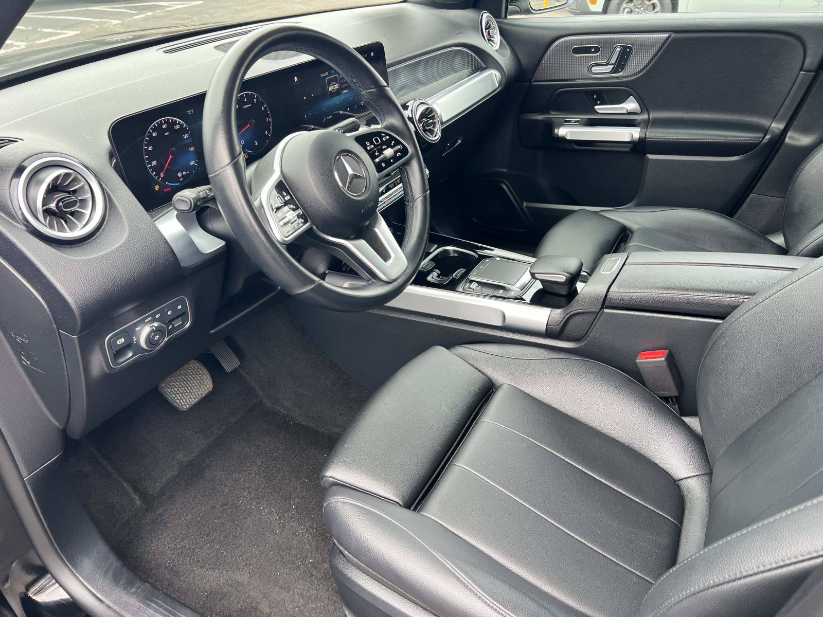 Used 2023 Mercedes-Benz GLB 250 image 5