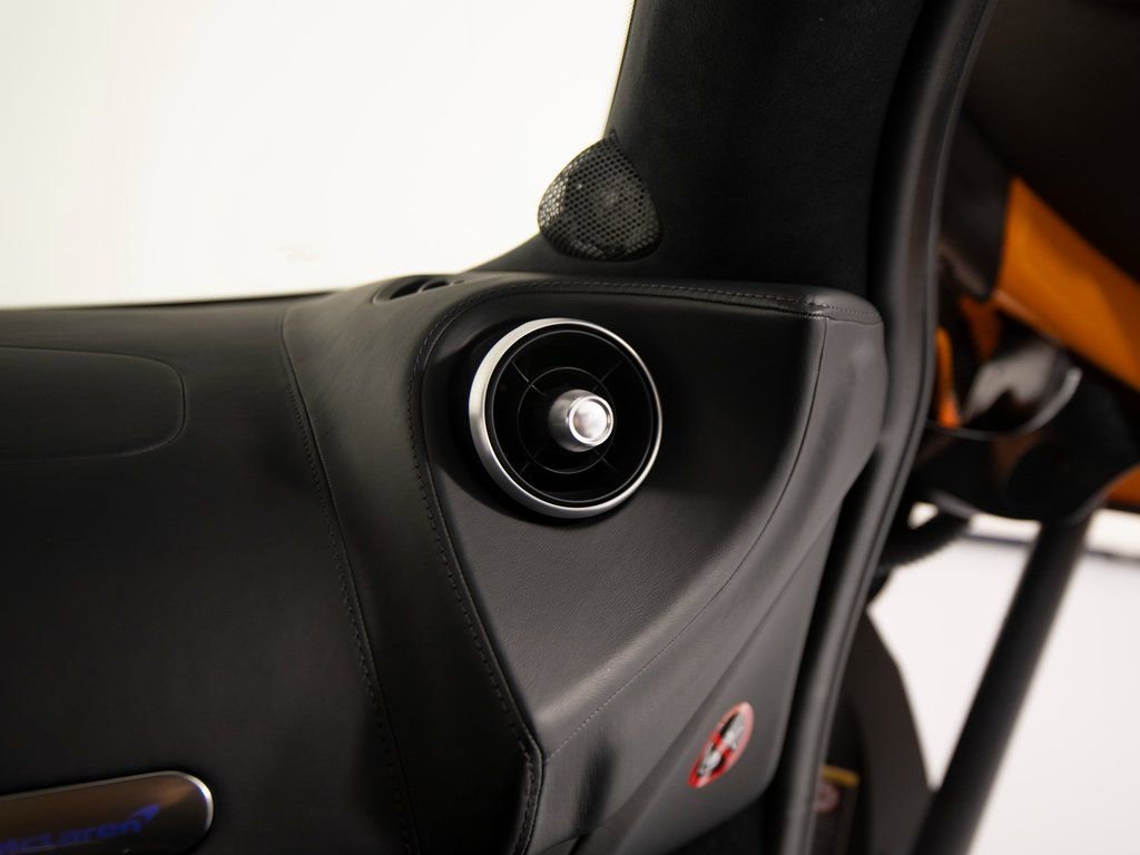 Used 2023 McLaren GT image 26