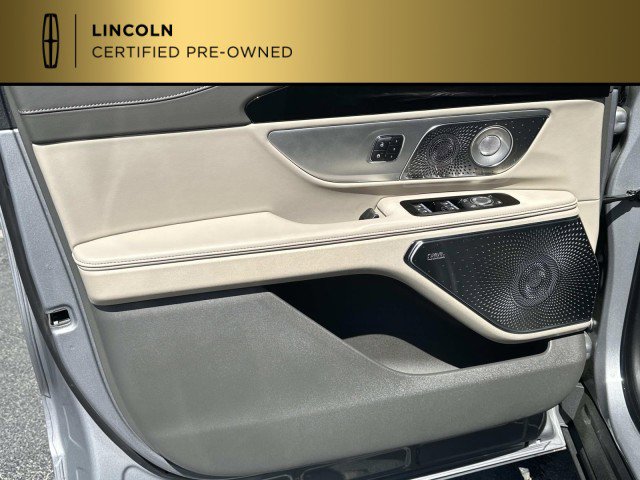 Certified 2025 Lincoln Nautilus Reserve AWD/4WD image 10