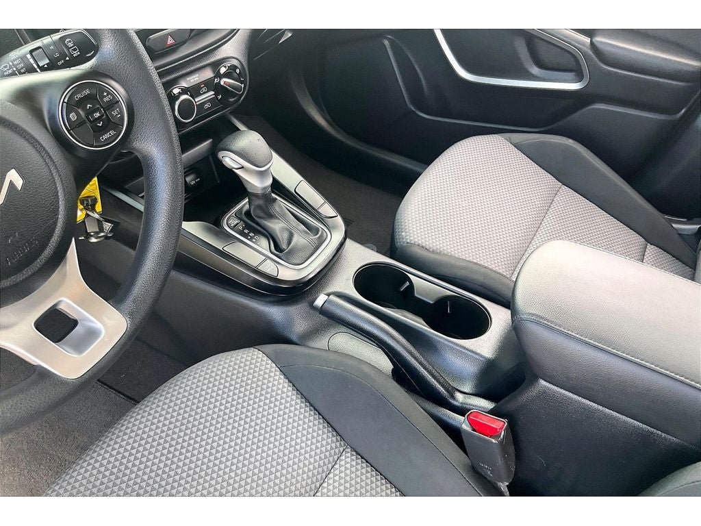 Used 2022 Kia Soul LX w/ Technology Package FWD image 19