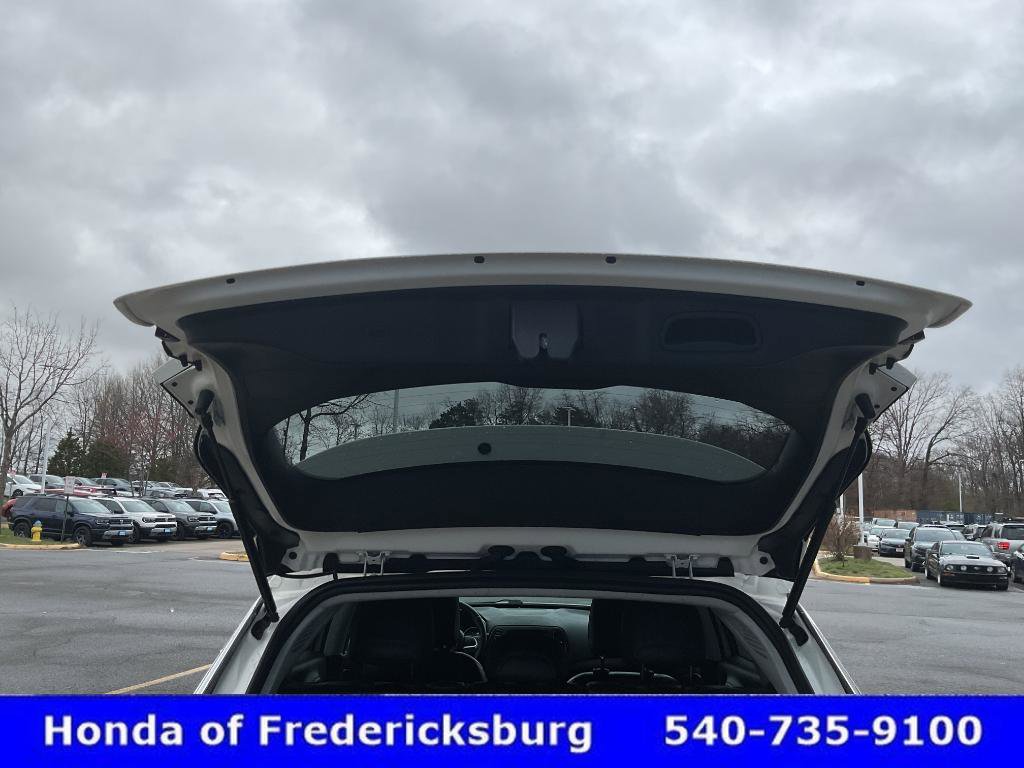 Used 2019 Jeep Compass Latitude w/ Popular Equipment Group AWD/4WD image 17