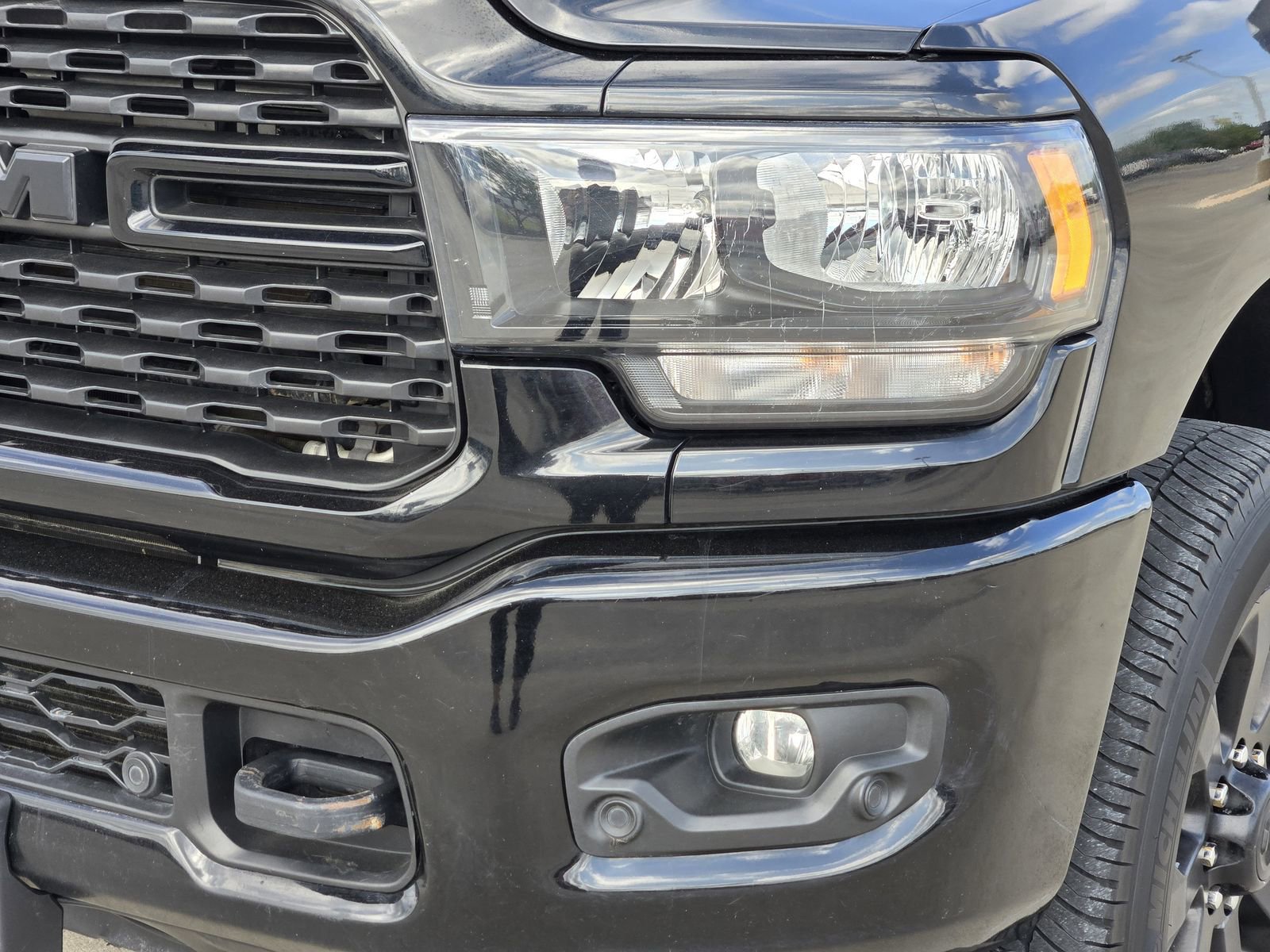 Used 2022 RAM 3500 Big Horn w/ Night Edition AWD/4WD image 10