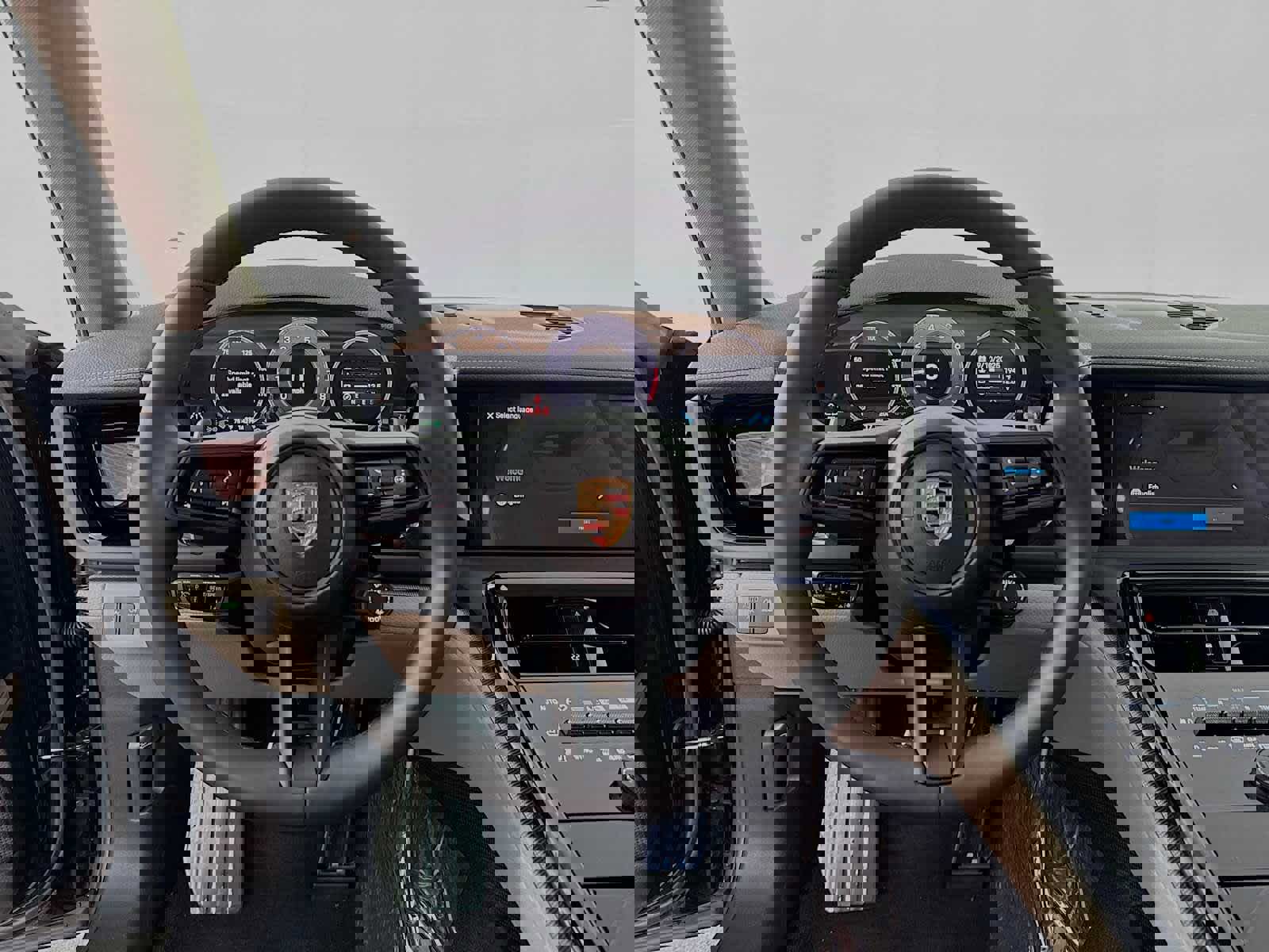 New 2025 Porsche Panamera image 12