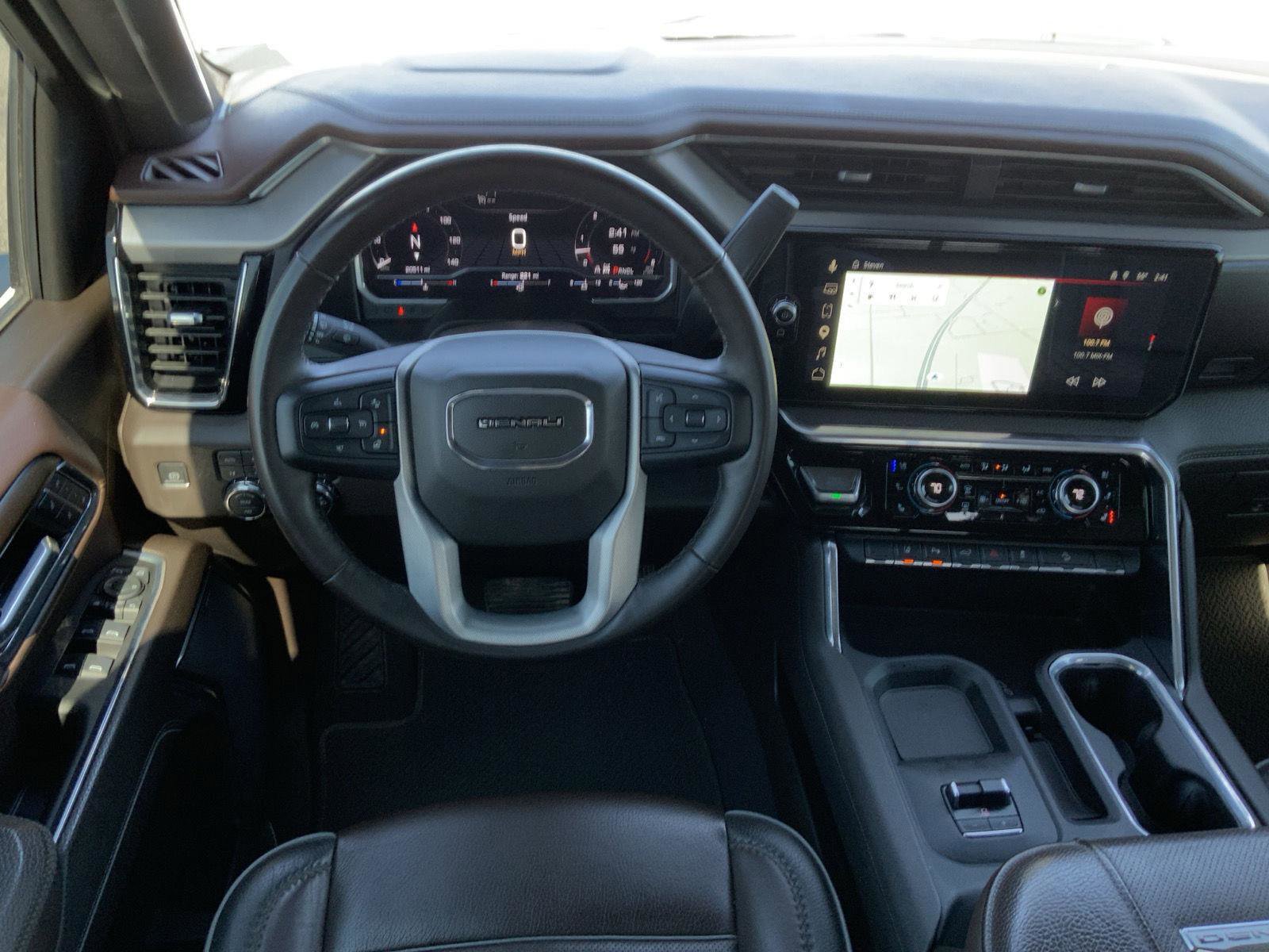 Used 2024 GMC Sierra 3500 Denali AWD/4WD image 35