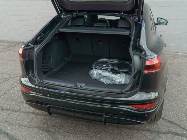 New 2027 Audi Q6 e-tron Premium Plus AWD/4WD image 6