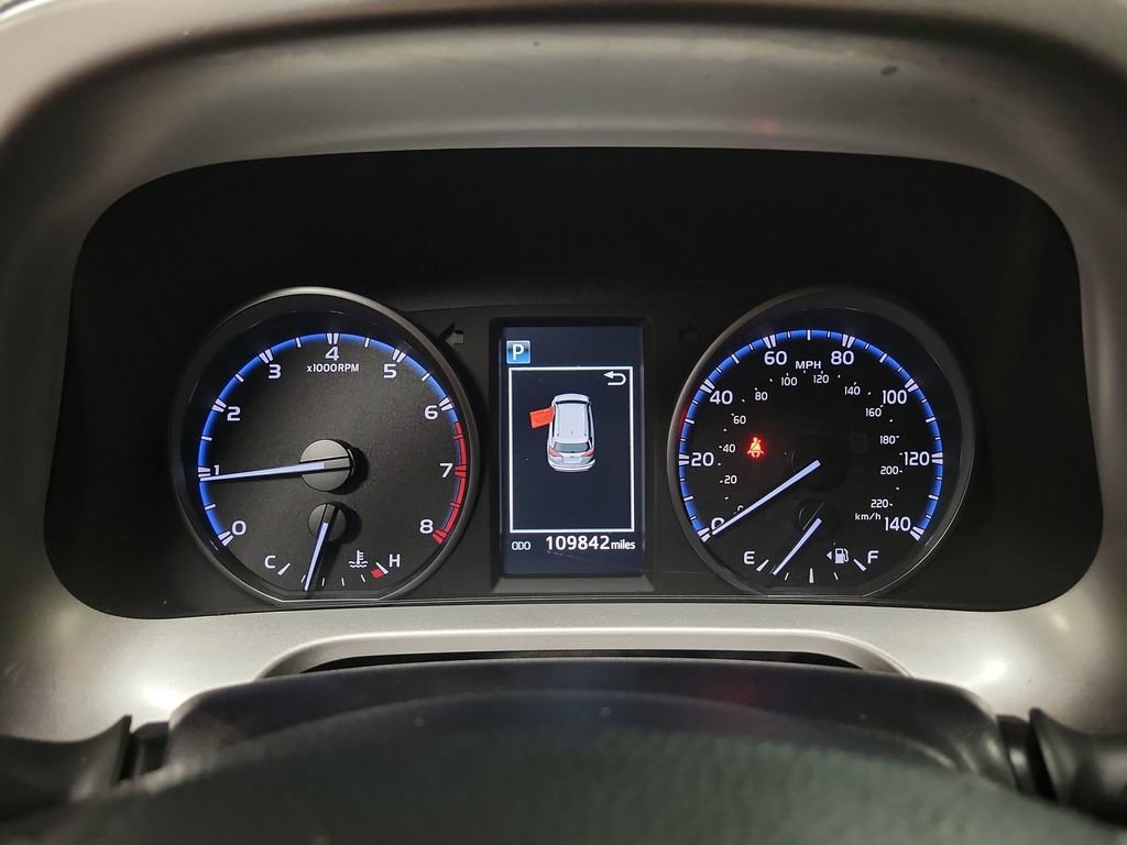Used 2018 Toyota RAV4 LE w/ All Weather Liner Package FWD image 25