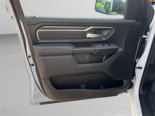 New 2026 RAM 1500 4x4 Crew Cab image 6