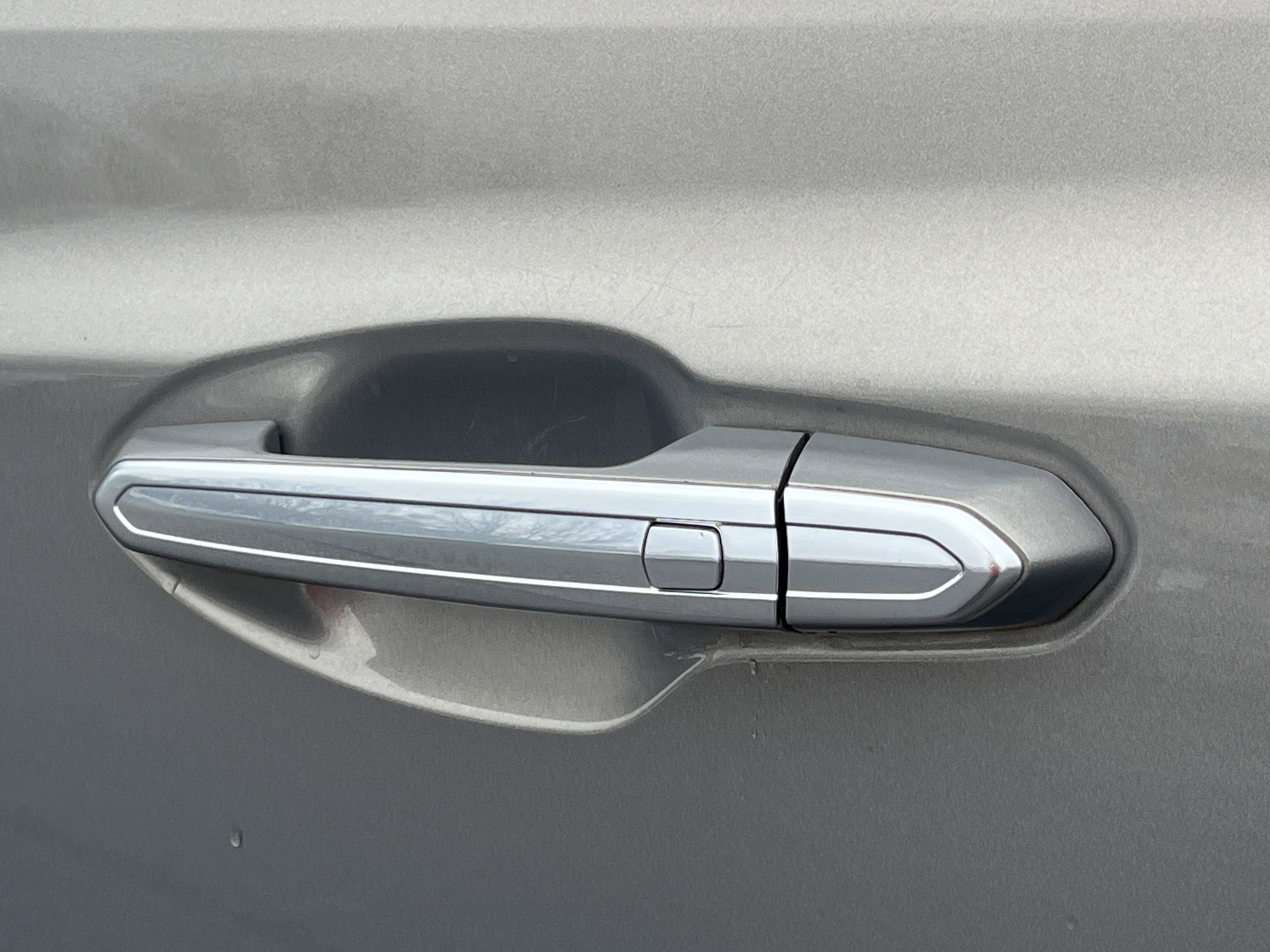 Used 2018 Cadillac XT5 Luxury w/ LPO, Wheel Lock Package image 34